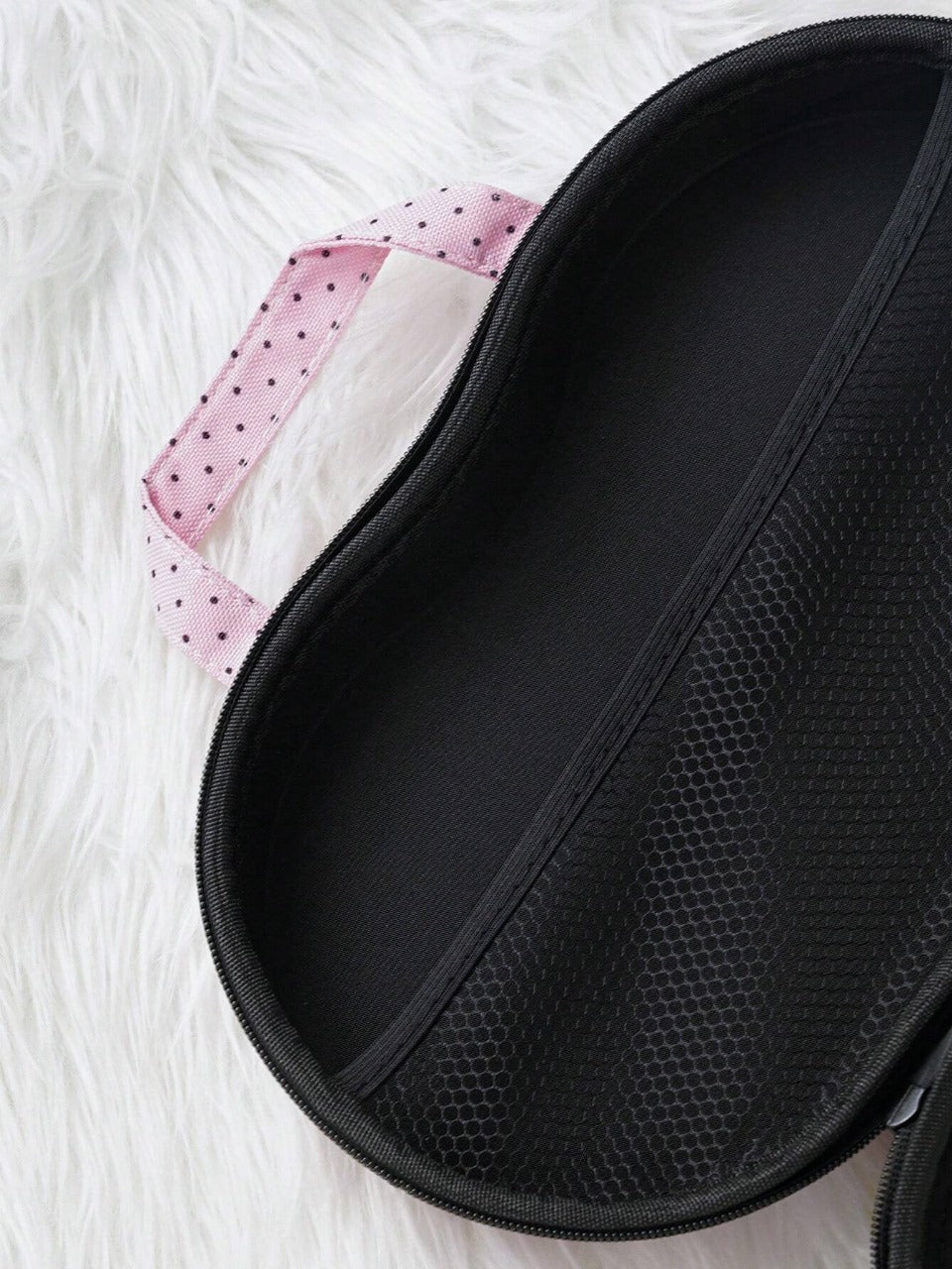 Women's Polka Dot Lace Bow Decor Creative Fashion Personality Underwear Travel Case