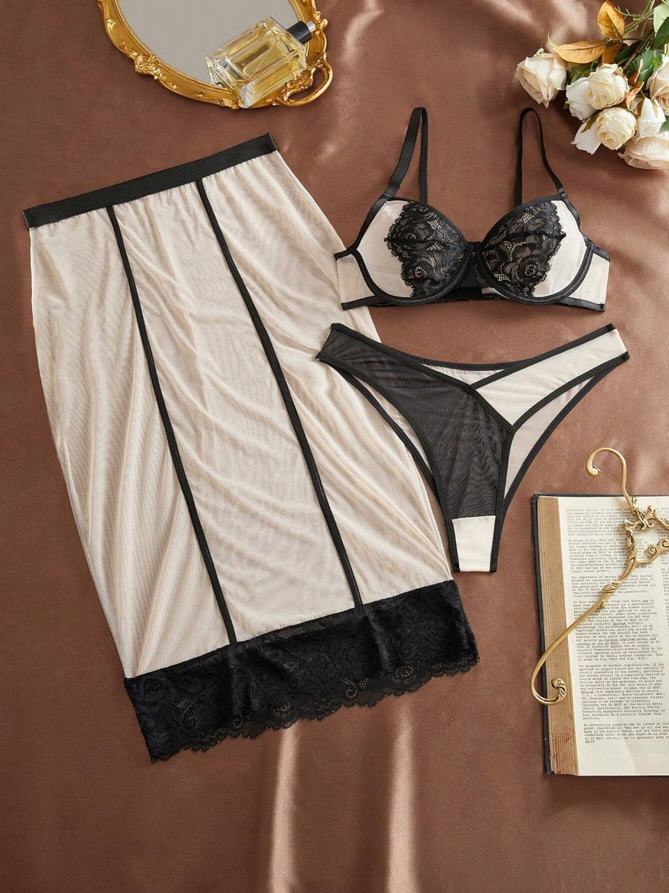 Charlaine Contrast Lace Mesh Underwire Sexy Lingerie Set