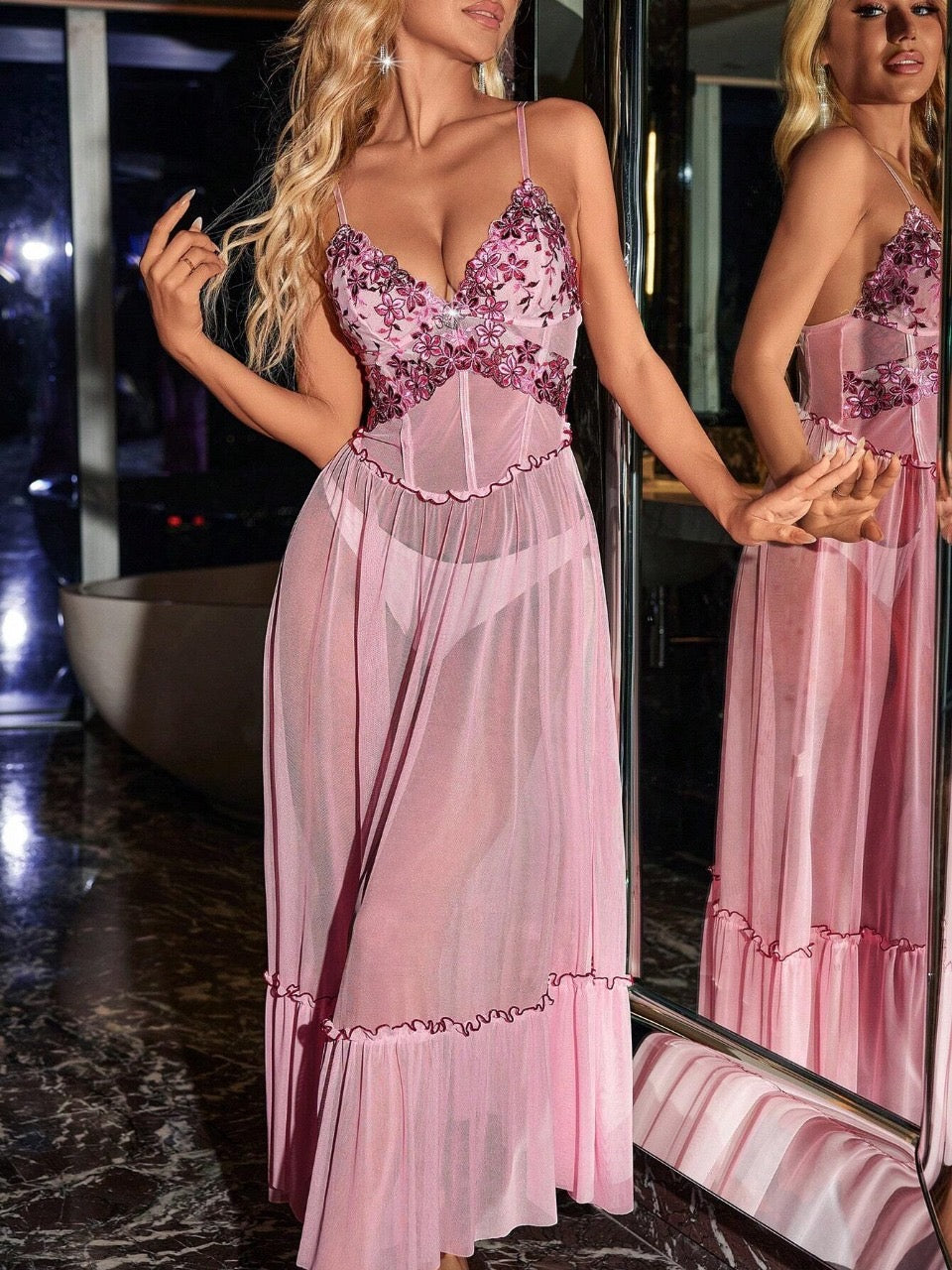 Contrast Color Floral Embroidered Splice Fishbone Gathering Waist Mesh Camisole Maxi Nightdress