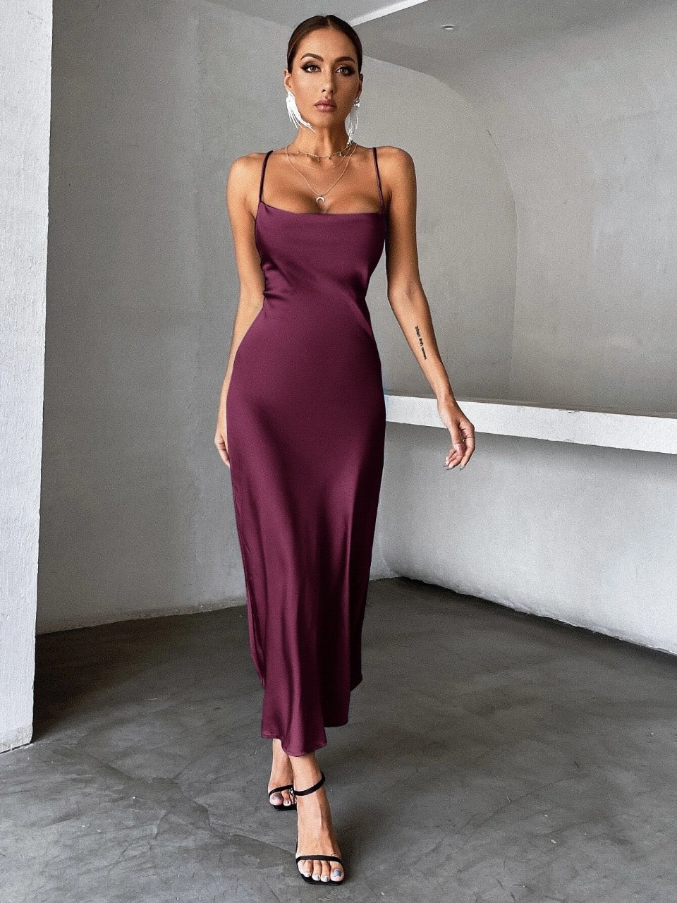 Privé Solid Tie Backless Cami Dress