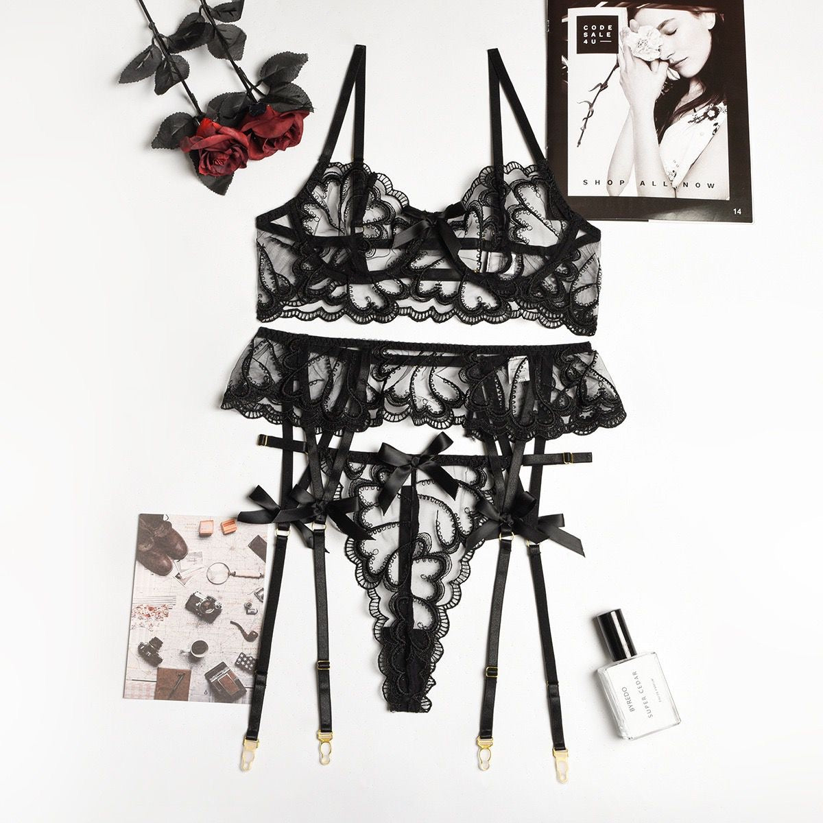 Classic Sexy Floral Lace Underwire Garter Lingerie Set ( without leg stockings)