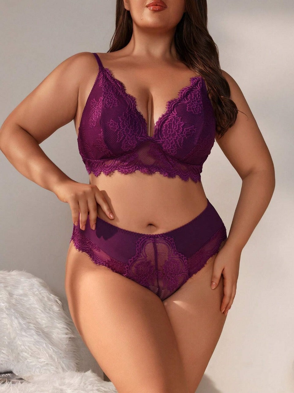 Plus Size Lace Lingerie Set