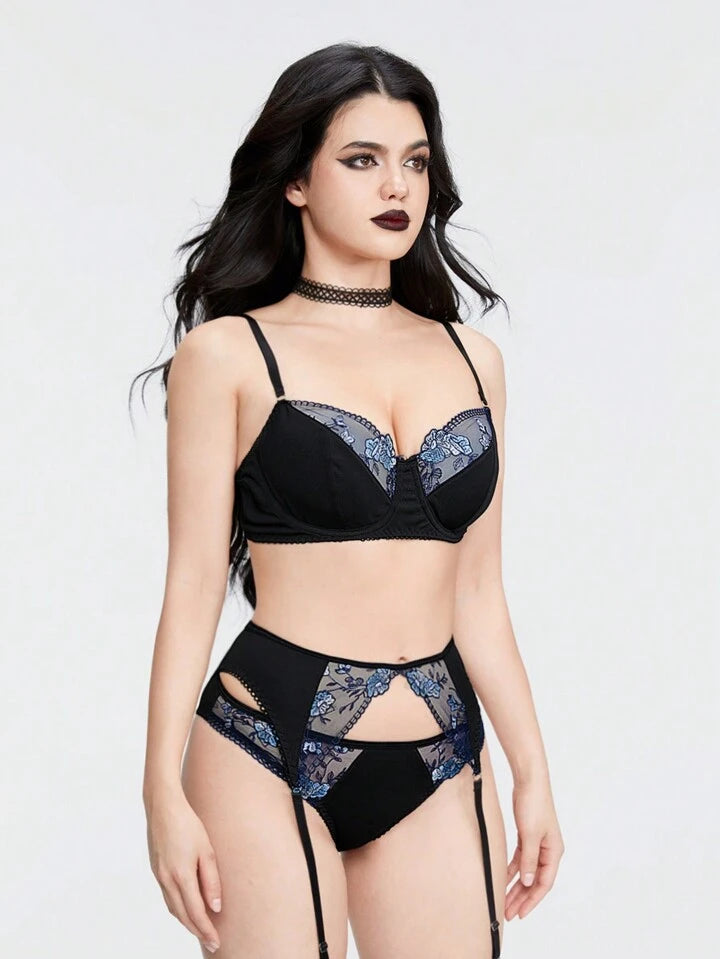 ROMWE Goth Women Contrast Lace Floral Embroidered Sexy Lingerie Set( without stockings)