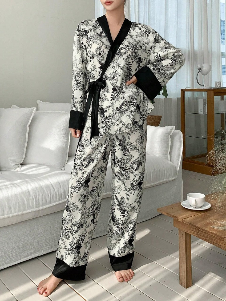 DAZY Floral Print Contrast Trim Knot Side PJ Set